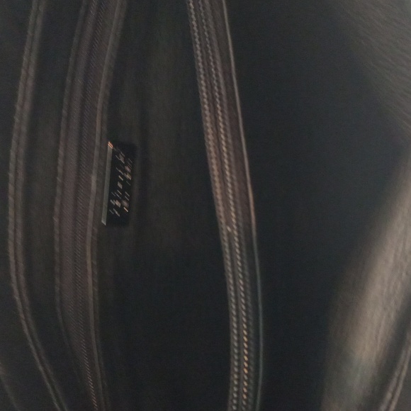 Satchel - Picture 11 of 13